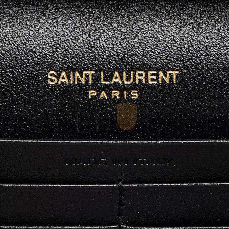 Y51 LAMBSKIN CASSANDRE CHAIN WALLET IN PATENT LEATHER 743346 (23*14*3cm)